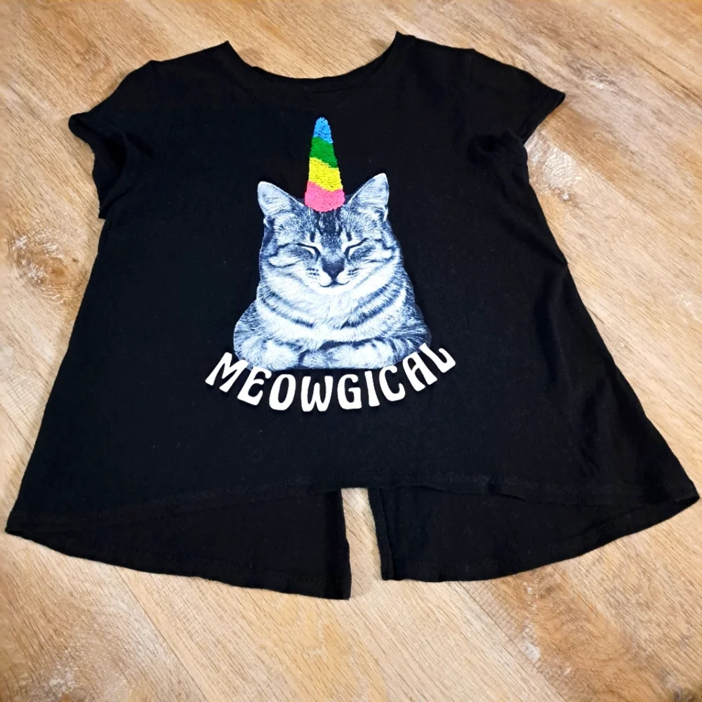 Old Navy Sequin Black Meowgical Cat Split-Back T-Shirt Girl's Large 10-12